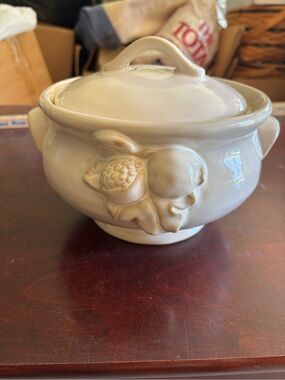 Vintage NWT Pottery Barn Covered Serving Bowl White Ceramic Pomegranate Fruit